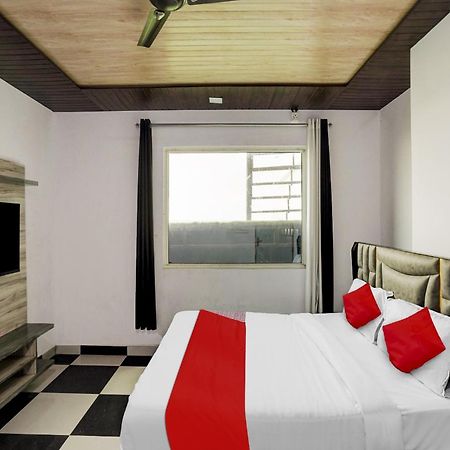 Collection O Love Garden Hotel กาเซียบัด ภายนอก รูปภาพ
